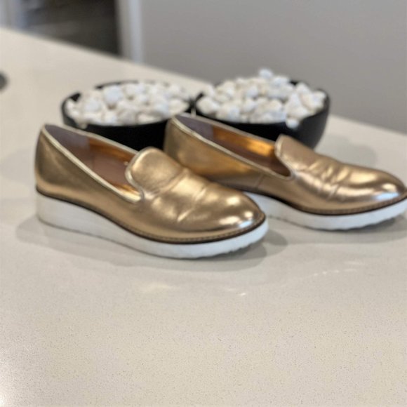 I Love Billy Rose Gold Sneakers, Size 37(6) - Picture 2 of 3